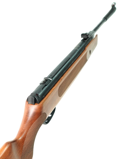 Пневматическая винтовка Hatsan Striker 1000X (дерево, 3 Дж)